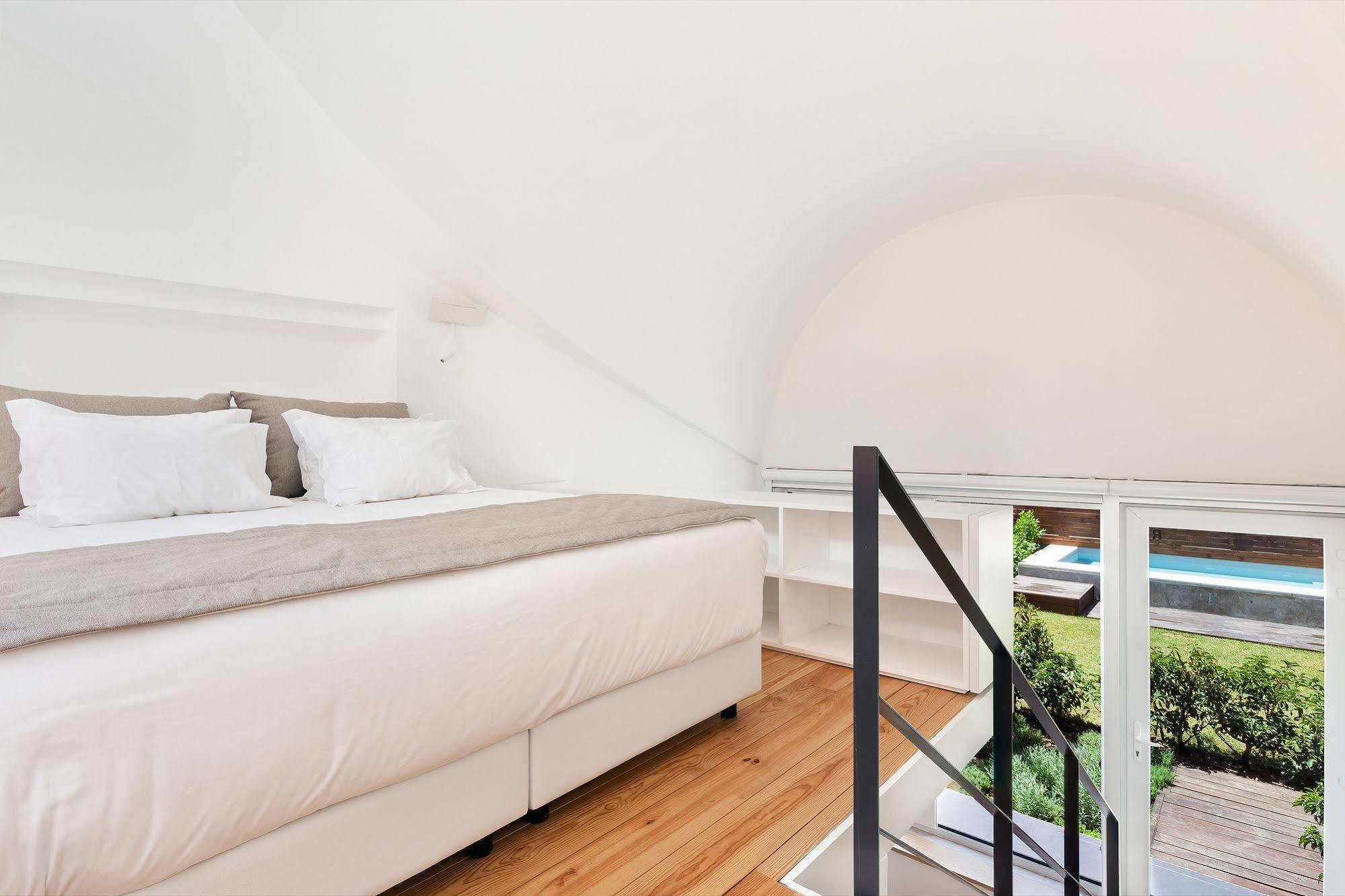 Hello Lisbon Sao Bento Boutique Apartments Esterno foto