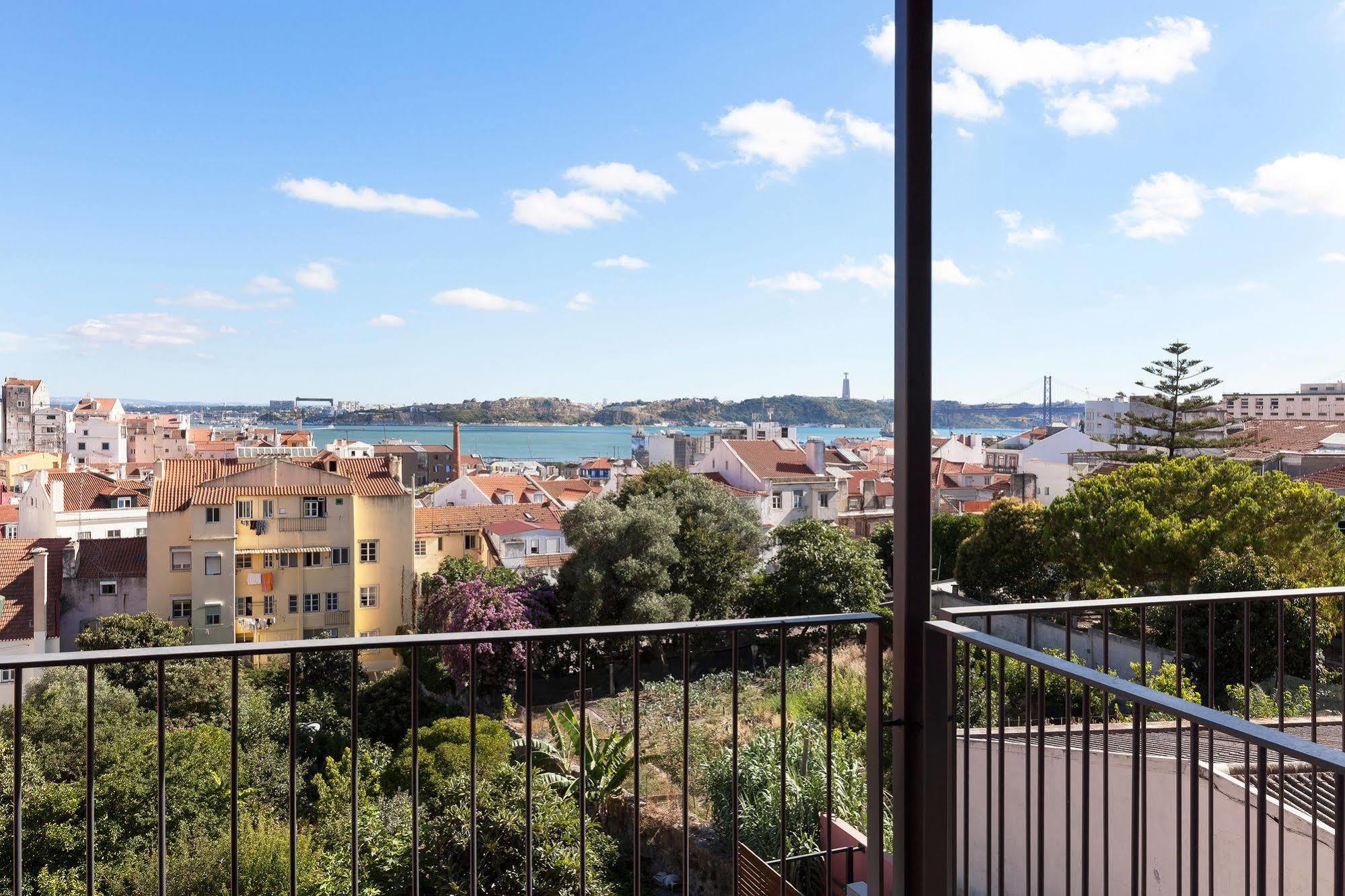 Hello Lisbon Sao Bento Boutique Apartments Esterno foto